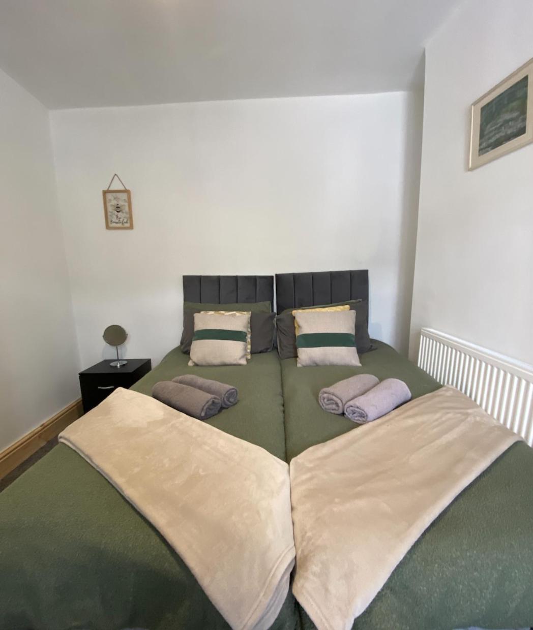 Brynhyfryd Cottage Aberaman Esterno foto