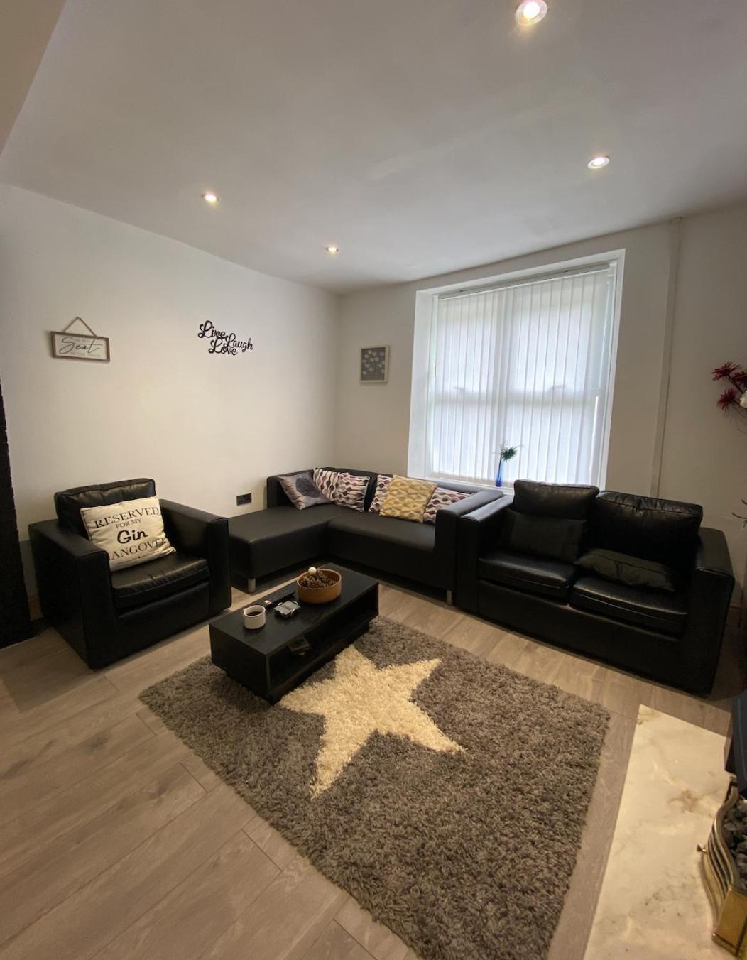 Brynhyfryd Cottage Aberaman Esterno foto